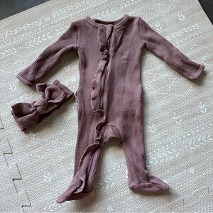 SpearmintLOVE Organic Waffle Ruffle Zip Footie Onesie